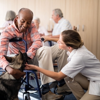 Patient with dog 1-1600-80 Patient with dog 1-1600-80